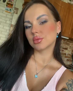 Sexy Kamilla