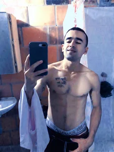 Public de lopez96hot  3 photos