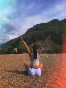 GirlGogo Public Pic 3