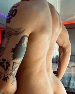 Public de tommylongxx  2 photos