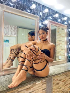 Zdjęcia IVISBOUNCYASS dynamite 🔥🚨✨: 