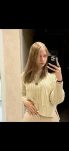 HollyGibson who is it? Pic 2