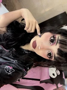 Leyli_doll1 Help me reach 500 likes THANKS!🖤 Foto 7
