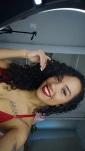 Sally_Diazz: Red is the warmest color. ( 3 фото)