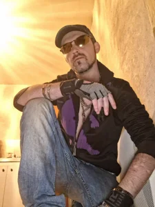 SwatRocShy: Public ( 9 фото)