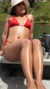 JhordanAndDanna RED BIKINI !! Foto 3