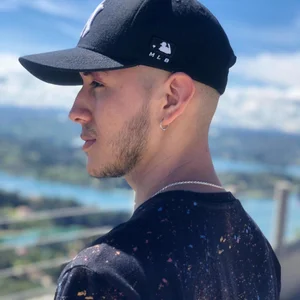 Chriskyle_ Public 사진