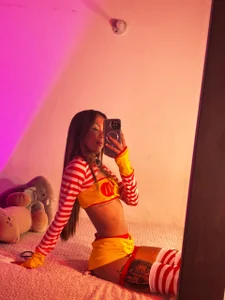 SofiaRosse1 🍟🍔 . fénykép