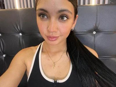 Arianna_Toro__ Know me 💋 Pic 4