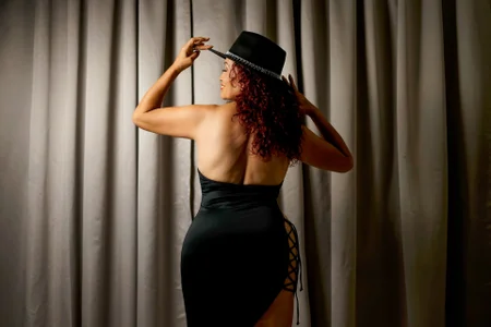 Kasandra_Gomez Kasandra: Sensuality and elegance  6টি ছবি