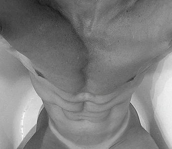 TitanTemptation's XXX Nude Photo 3