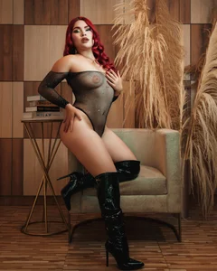 Sidney_clark Curves, confidence and zero apologies.🙂‍↔️ Pic 3