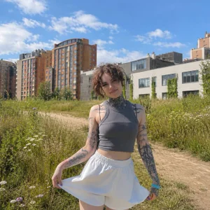 brightmuffin walking with Alana Billede