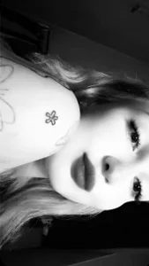 stardustmuse's XXX Nude Photo 2