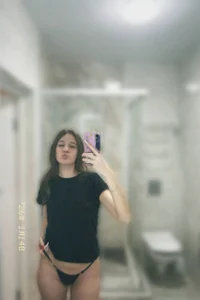 NeliaVandresar winter day Pic