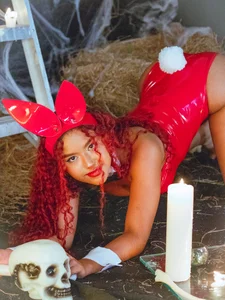 Sophiee_Velvet: 🔥Trick or fuck me?👀 ( 8 фото)
