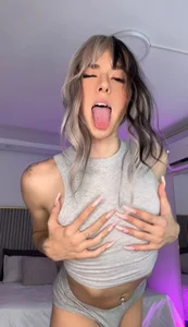 ashvalentine_ Public Pic 6