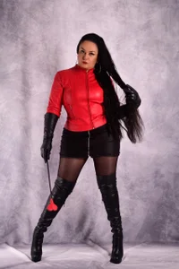 Kinkster_Jade Mistress Leather Pic 9