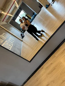 CelesteandBoss_: Playing in the Gym ( 2 фото)