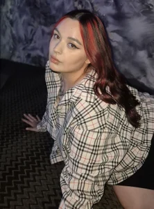 Mia_R0ss Me 🤎🖤  3টি ছবি