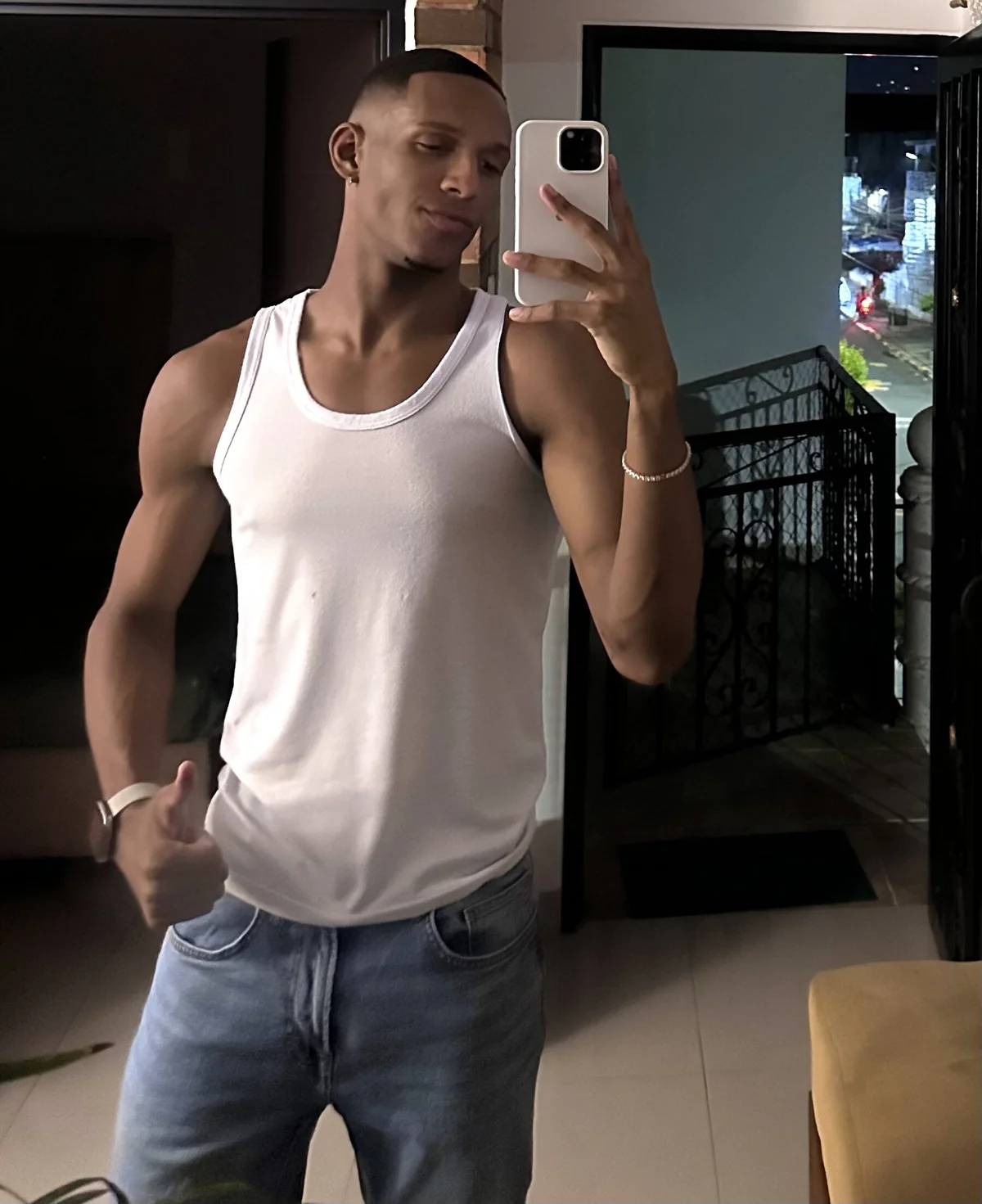 Adam_Byker Image populaire  372