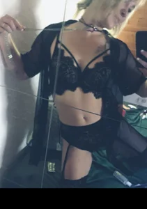 RedLayla The Girl 😇 Foto 9