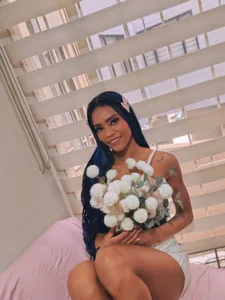 Samantha_spike2 A beautiful brunette girl💕 Poză 2