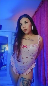 Zdjęcia liany_taylor More Of Me ✨:  2