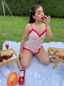 Annavic__: Sweet Valentine's Temptation ❤️ ( 2 фото)