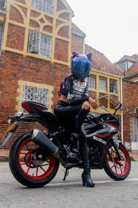 sweetfoxy_17 On my motorcycle Pic 9