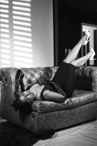 LissMonroe Black and white! Pic