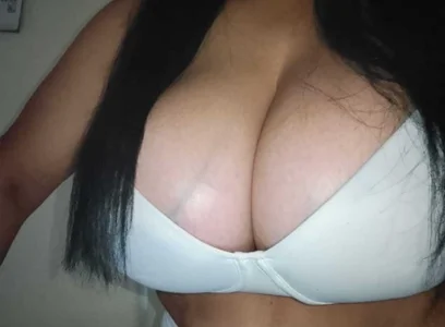 MiaaVelvett Public รูป  3