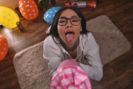 AngellBlackX Wearing your shirt tonight Pic 2