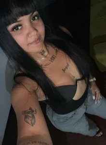 cataleyaRuiz23“If you’re going to look at me, look at me carefully🥴😈 Bild 2