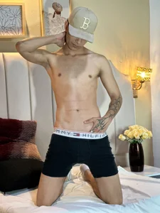 KaynSantos U LIKE THIS Poză 3