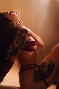 mssjulia Sexy Mirror Pic