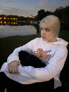 KileyGaska Public Pic 4