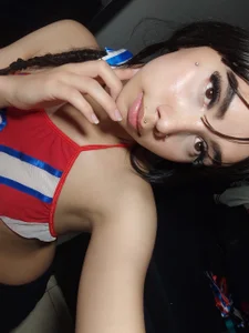 Zdjęcia Valey_nikol Public:  3