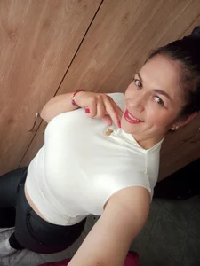 Aliciia_cute1 Starting the year with happy, playful, hot and fun heheheh Bilde 7