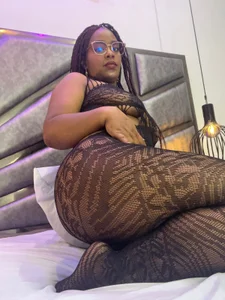 HannaaGates: Dark Skin Magic ✨ ( 2 фото)