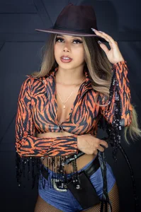 ManeSummers Sexy Cowgirl ! Pic 9