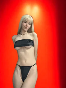 Skinny ❤️‍🔥 od amber_luz_hot  2 snímek