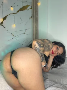 Iam_Issaa_ Je suis une femme obéissante et soumise Foto 6