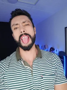 Tom_cooper_ Sassy boy Pic 3