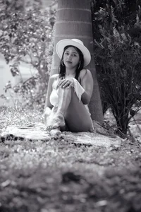 katrina-kaif_ sunny day Pic 4