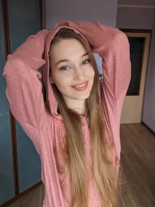 Mira_Shark Home mood Pic 2