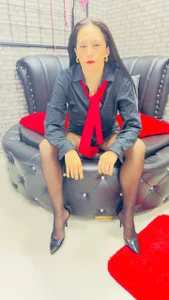 missnicollee 👠dominant, elegant and provocative outfit👠 slika 2