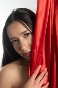 Emily__parker__ kullanıcısının YOUR RED GIRL❤️ albümü -  6 fotoğraf