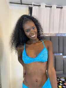 bonieklent in my mirror Pic 2