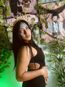 Quiinn_bxNot everyone can look at me… but those who do, are petrified with desire 🔥✨图片 2